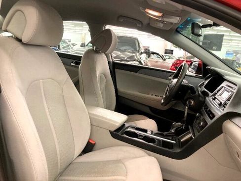Used 2017 Hyundai Sonata SE image 15