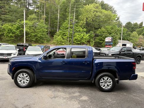 Used 2023 Nissan Frontier SV w/ SV Convenience Package AWD/4WD image 4