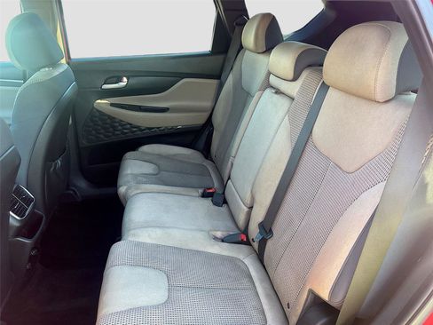 Used 2020 Hyundai Santa Fe SE image 24