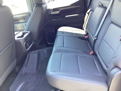 Used 2026 GMC Sierra 1500 Elevation w/ Elevation Premium Package AWD/4WD image 21