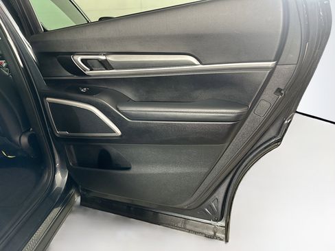 Used 2021 Kia Telluride LX image 29