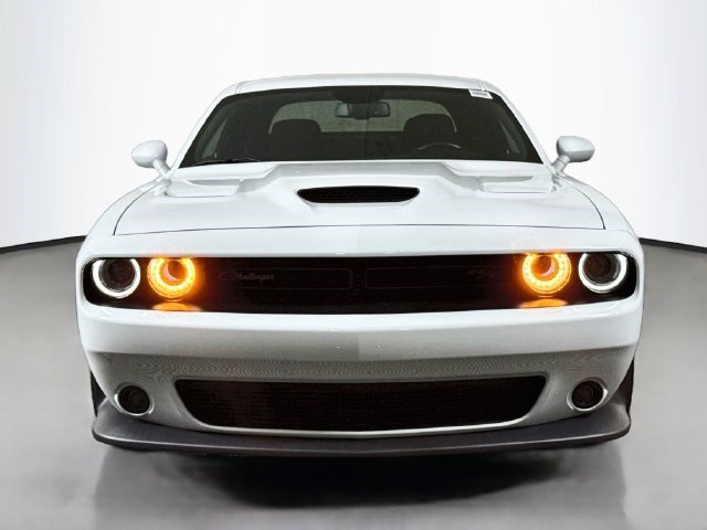 Used 2022 Dodge Challenger R/T Scat Pack RWD image 2