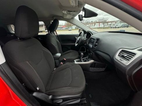 Used 2021 Jeep Compass Sport image 12