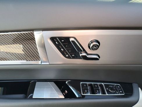 New 2026 Cadillac Vistiq Sport w/ LPO, Floor Liner Package image 28