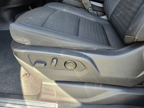 Used 2024 GMC Sierra 1500 Elevation image 14