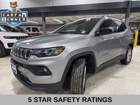 Used 2023 Jeep Compass Latitude w/ Convenience Group image 3