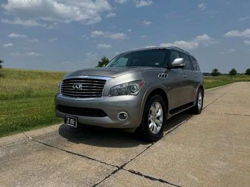 Used 2014 INFINITI QX80 4WD w/ Theater Package image 11