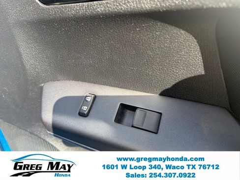 Used 2016 Toyota RAV4 LE FWD image 28