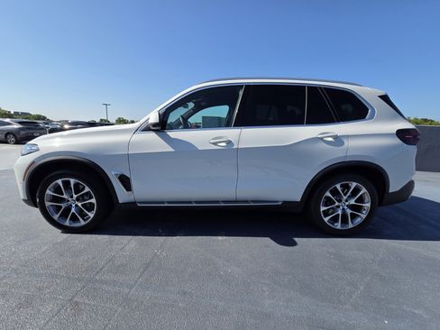 Used 2026 BMW X5 sDrive40i RWD image 2