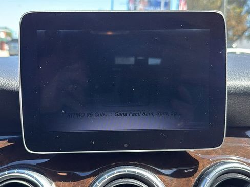 Used 2019 Mercedes-Benz CLA 250 image 35