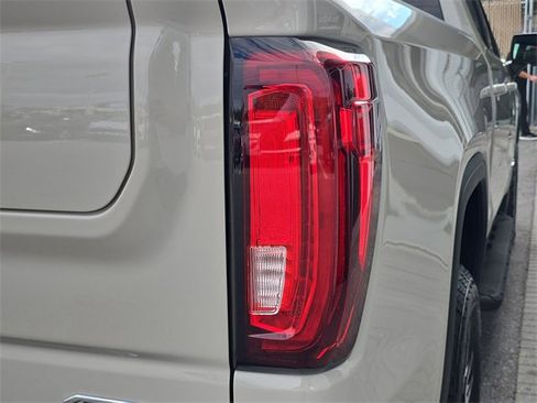 New 2026 GMC Sierra 1500 AT4 w/ AT4 Premium Package image 8
