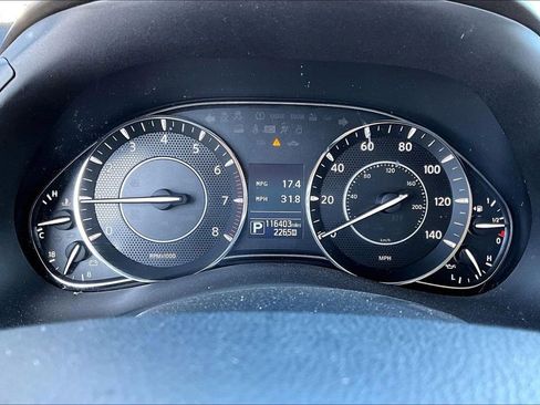 Used 2020 Nissan Armada SL image 10