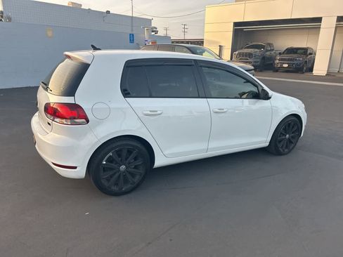 Used 2014 Volkswagen Golf TDI image 8