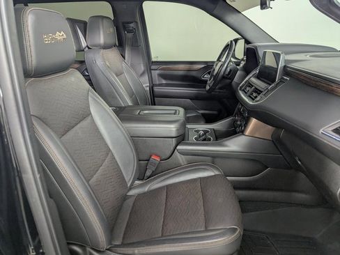 Used 2021 Chevrolet Suburban High Country image 22