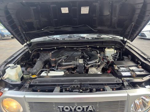 Used 2008 Toyota FJ Cruiser 4WD w/ Upgrade Pkg 2 image 23