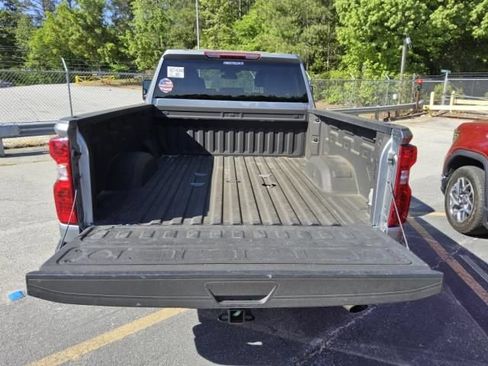 Used 2024 Chevrolet Silverado 2500 Custom w/ Custom Value Package AWD/4WD image 9