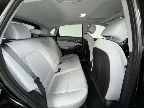 Used 2023 Hyundai Kona SEL w/ Convenience Package AWD/4WD image 9