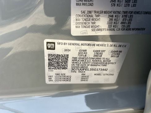 Used 2025 GMC Sierra 1500 AT4X AWD/4WD image 34