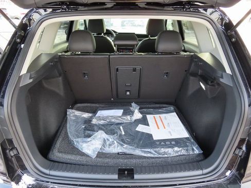 New 2026 Volkswagen Taos SE AWD/4WD image 19