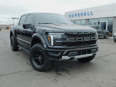 Used 2025 Ford F150 Raptor image 2