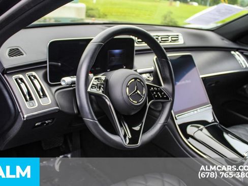 Used 2025 Mercedes-Benz S 580 4MATIC Sedan image 21