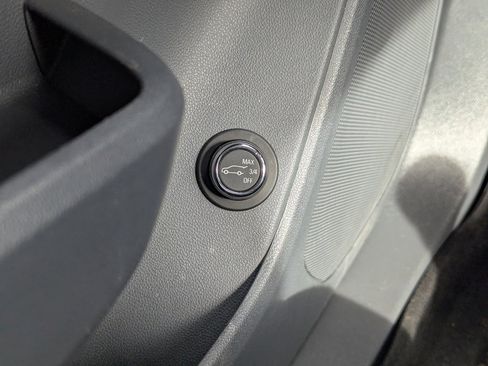 Used 2022 Chevrolet Blazer LT image 28