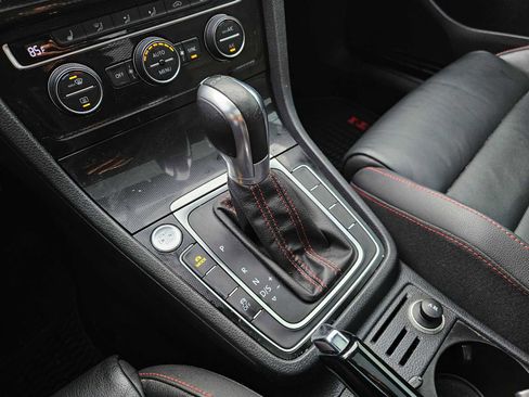 Used 2015 Volkswagen GTI Autobahn w/ Lighting Package (SEL) image 25