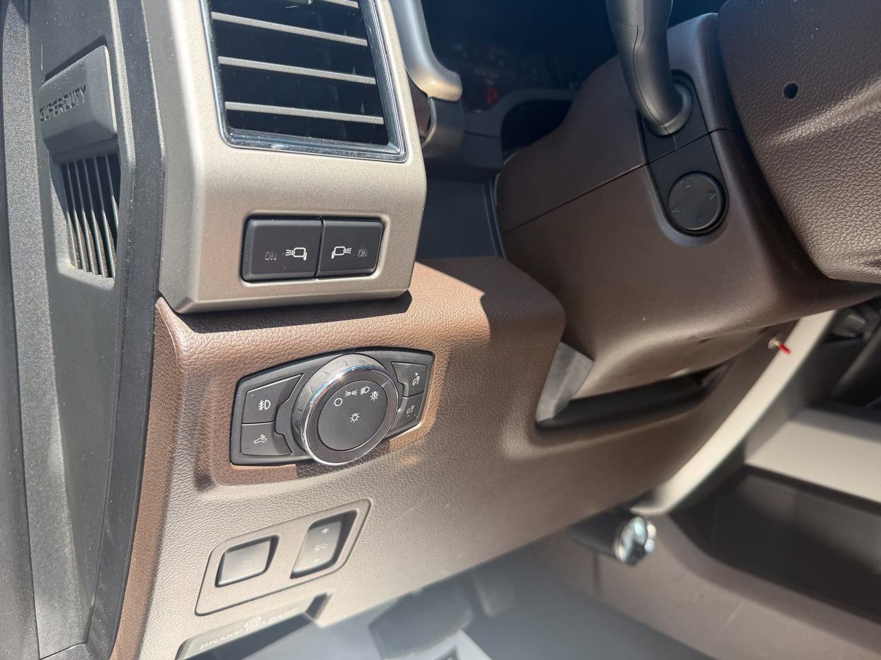 Used 2019 Ford F350 King Ranch w/ Chrome Package RWD image 24