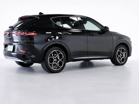 Used 2024 Alfa Romeo Tonale Ti w/ Active Assist Package AWD/4WD image 4
