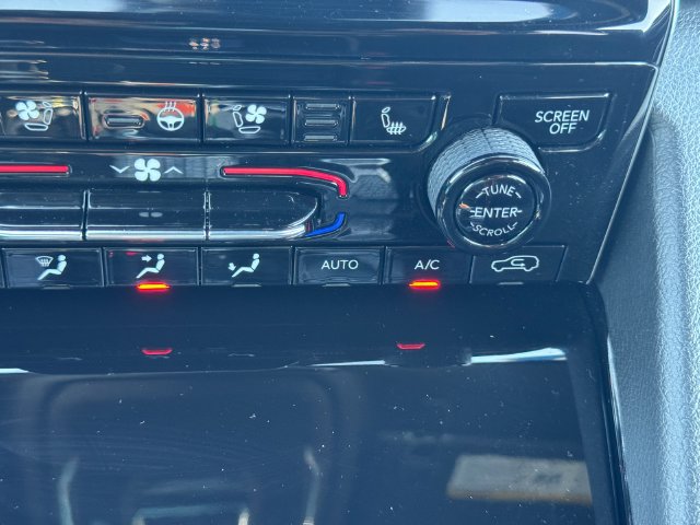Certified 2023 Jeep Grand Cherokee Trailhawk AWD/4WD image 42