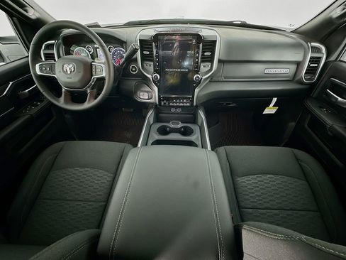 New 2026 RAM 2500 Big Horn AWD/4WD image 9