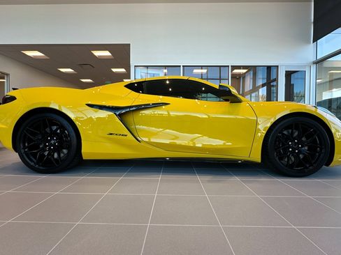 New 2025 Chevrolet Corvette Z06 image 3