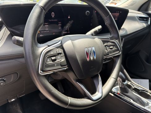 Used 2024 Buick Encore GX Preferred FWD image 17