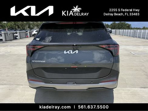 New 2026 Kia Sportage EX FWD image 4