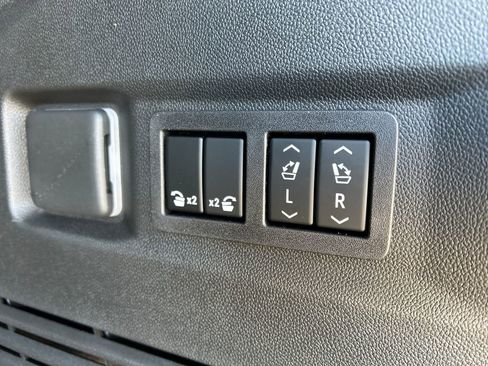 New 2026 GMC Yukon Denali Ultimate image 47