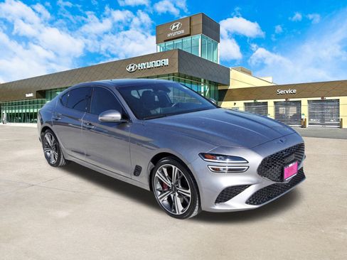 Used 2025 Genesis G70 2.5T w/ Sport Prestige Package image 3