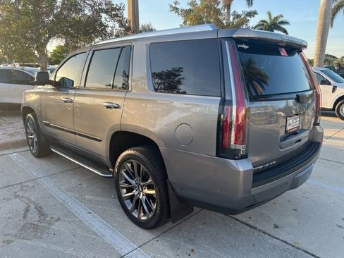 Used 2020 Cadillac Escalade Luxury w/ Escalade Sport Edition image 4