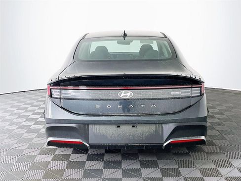 New 2026 Hyundai Sonata SE FWD image 6