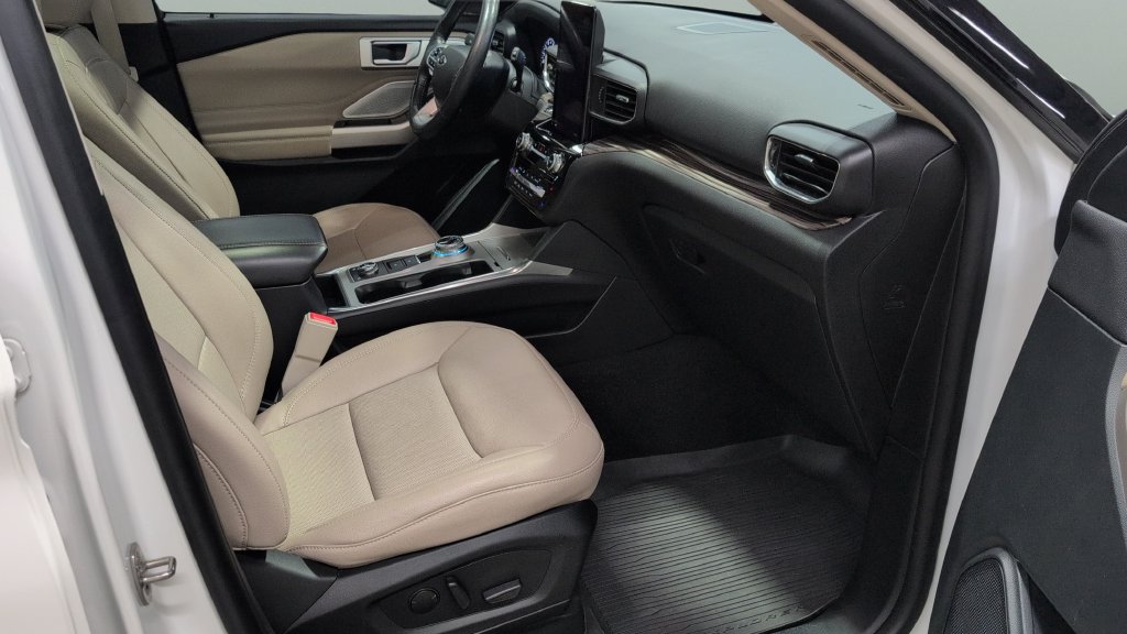 Used 2023 Ford Explorer Limited AWD/4WD image 27