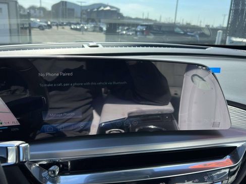 Certified 2024 Cadillac Lyriq Luxury image 28