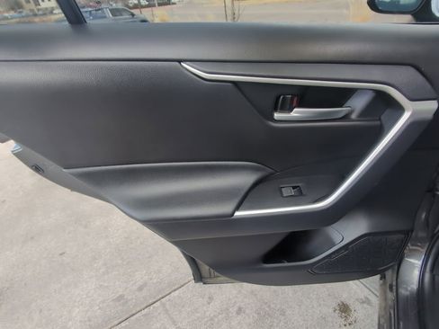 Used 2025 Toyota RAV4 XLE image 25