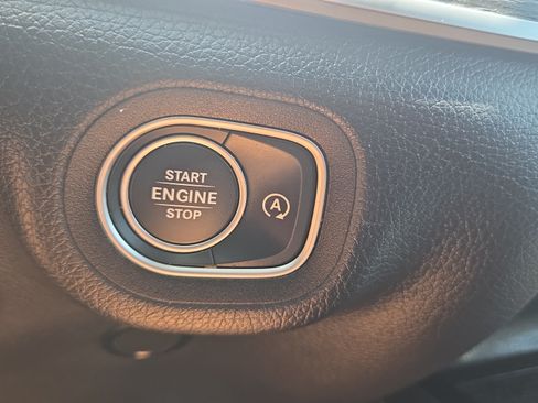 Used 2023 Mercedes-Benz GLE 450 4MATIC image 35