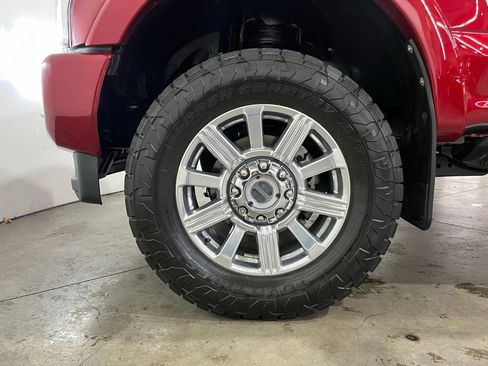 Used 2019 Ford F350 Limited image 14