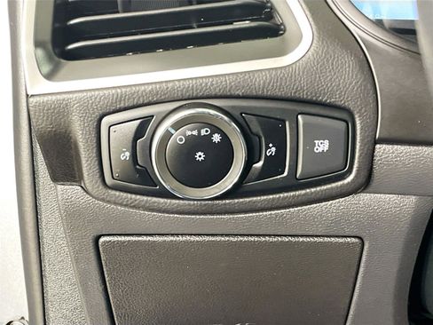 Used 2024 Ford Edge SEL image 10