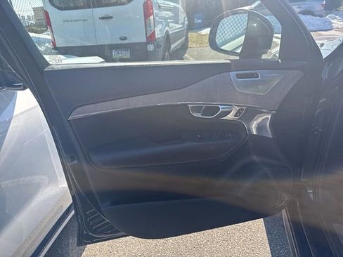 Used 2022 Volvo XC90 T8 Inscription w/ Advanced Package image 20