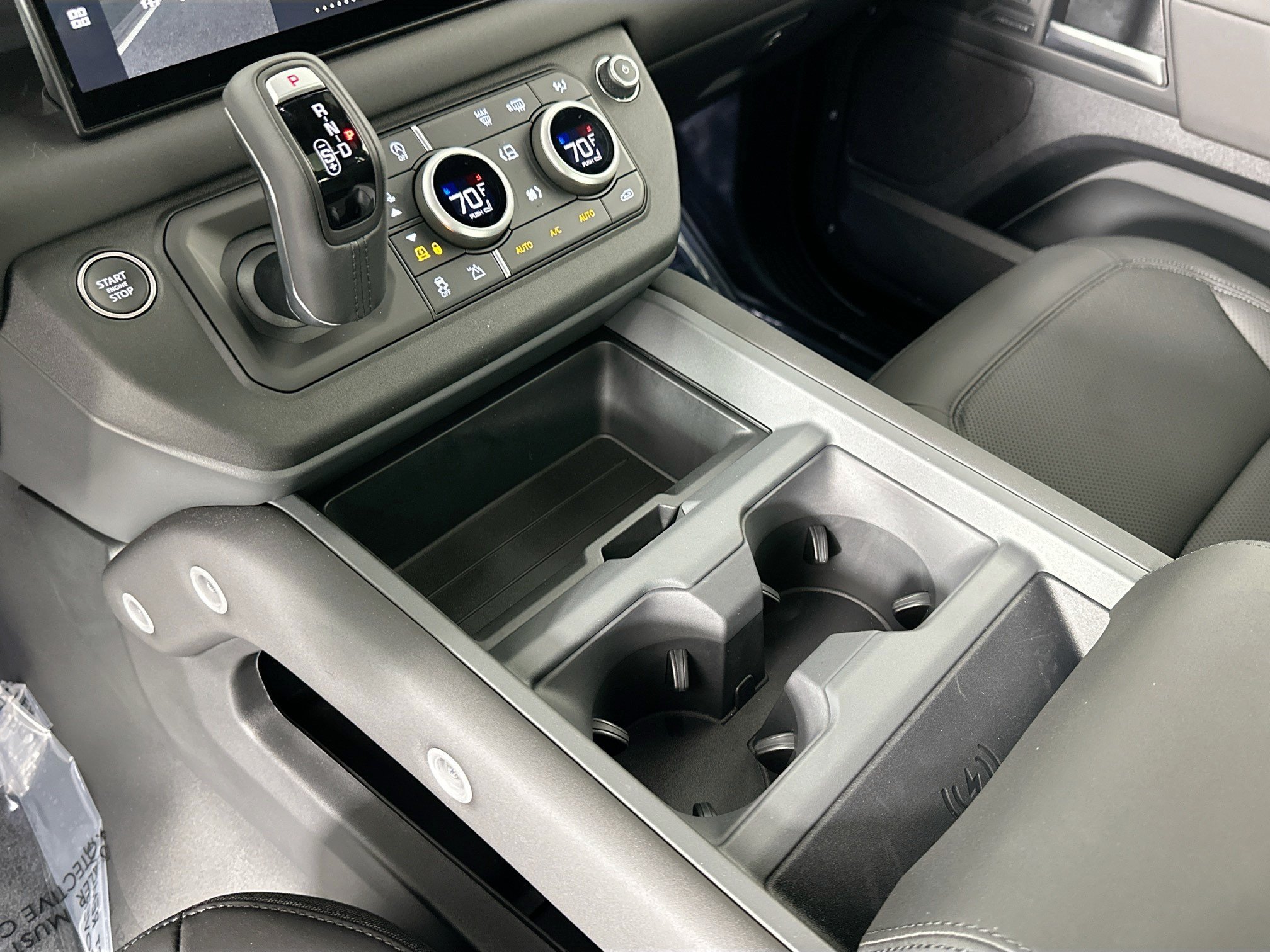 Certified 2025 Land Rover Defender 110 S AWD/4WD image 13
