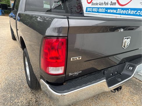 Used 2023 RAM 1500 Classic SLT w/ Trailer & Traction Group AWD/4WD image 18