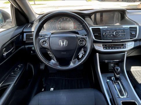 Used 2015 Honda Accord Sport image 6