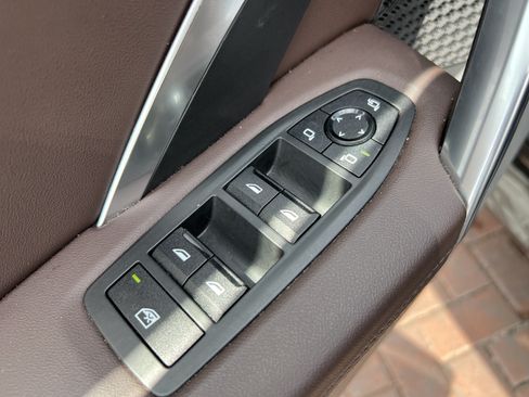 Used 2025 BMW X2 xDrive28i AWD/4WD image 15