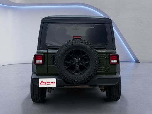 Used 2021 Jeep Wrangler Unlimited Sport AWD/4WD image 4